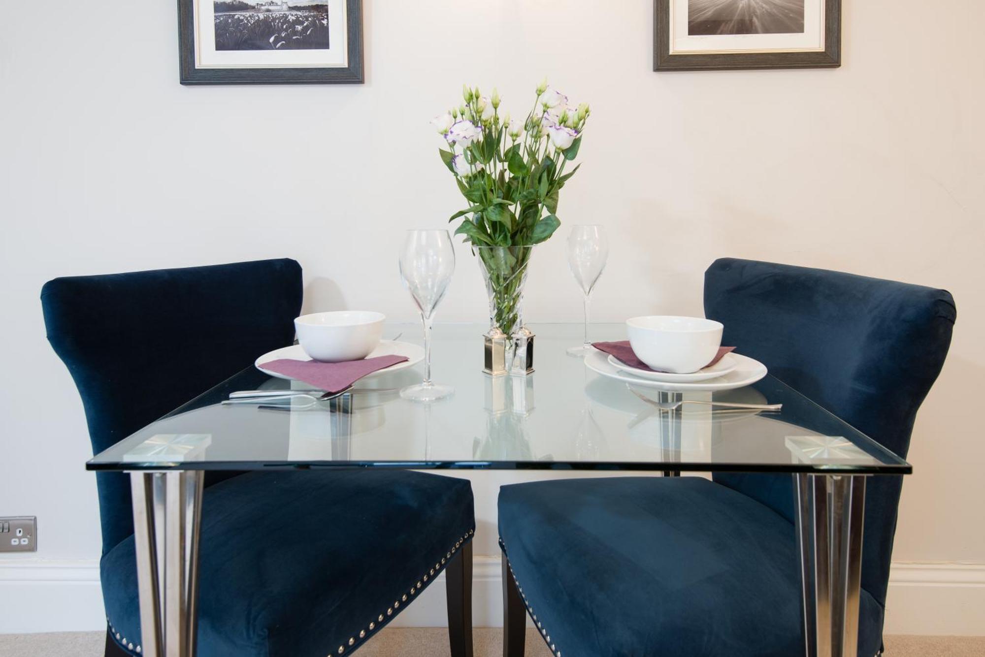 Castle Retreat - Luxury Apartment Opposite Alnwick Castle Kültér fotó