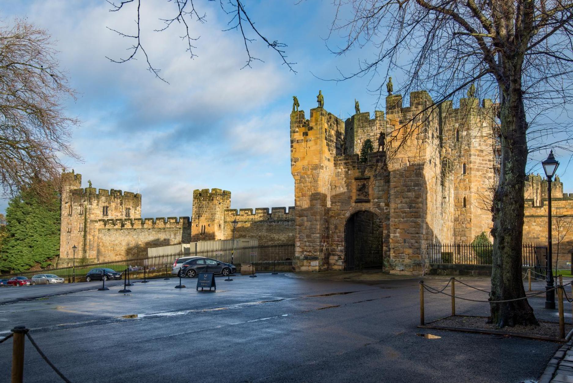 Castle Retreat - Luxury Apartment Opposite Alnwick Castle Kültér fotó