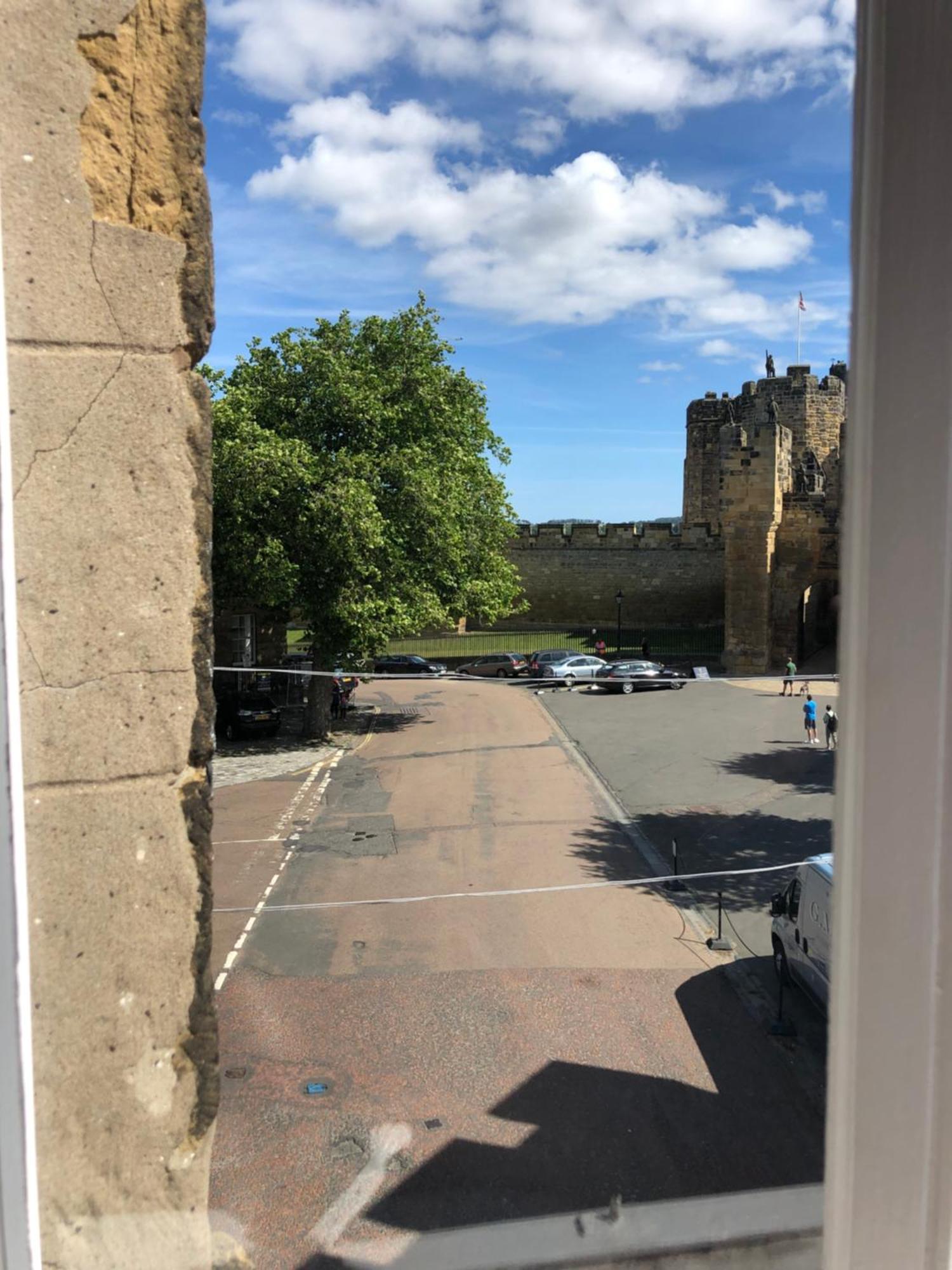 Castle Retreat - Luxury Apartment Opposite Alnwick Castle Kültér fotó